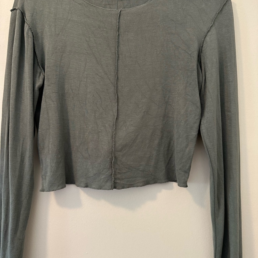 Zara long sleeves tshirt seams on the outside